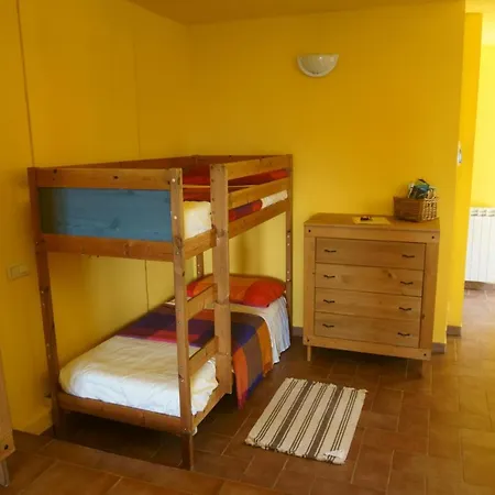 Castagnola 64 לינה וארוחת בוקר 3*